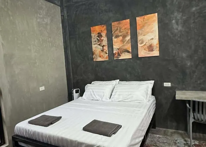 ホテル Greyhouse Queen Bed *